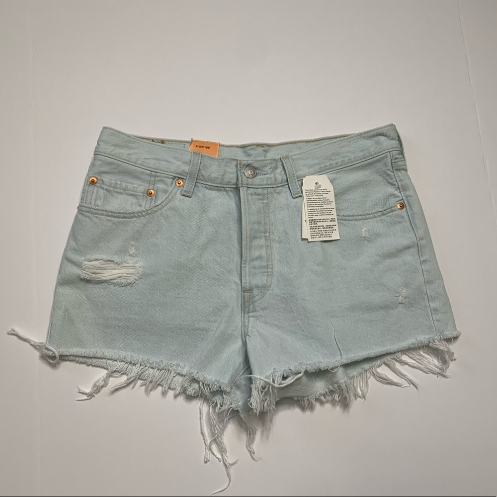 High rise Levi 501 button-fly Denim shorts size 29